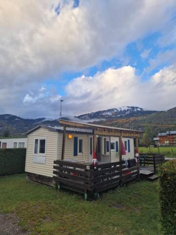 Charmant Mobilhome A 2 Pas Remontes Ski Samoens Exterior photo